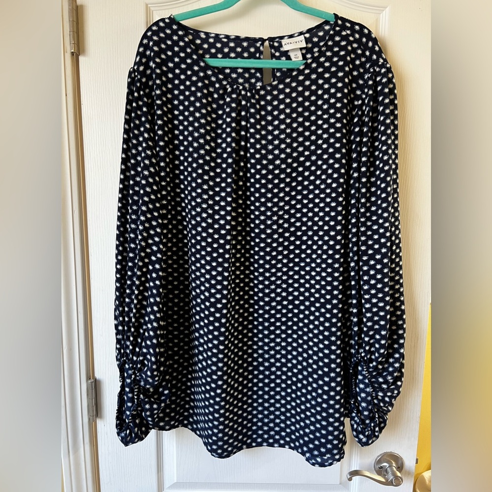 Ava & Viv 4X Navy Blouse